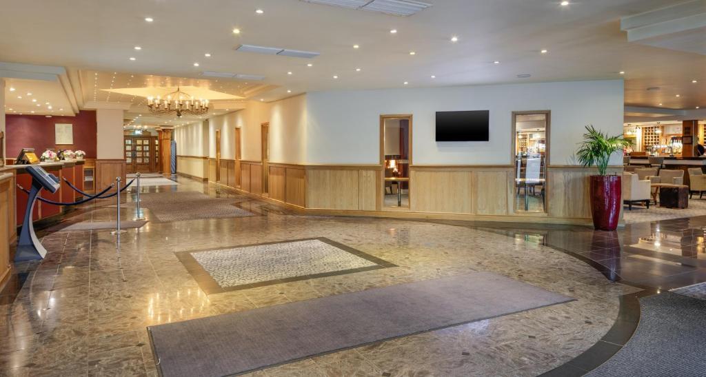 Delta Hotels By Marriott Warwick Γουόργικ Εξωτερικό φωτογραφία