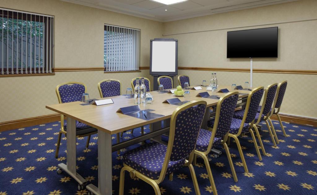 Delta Hotels By Marriott Warwick Γουόργικ Εξωτερικό φωτογραφία