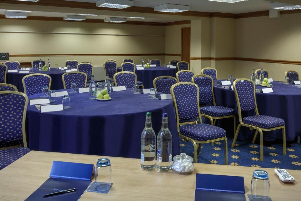 Delta Hotels By Marriott Warwick Γουόργικ Εξωτερικό φωτογραφία